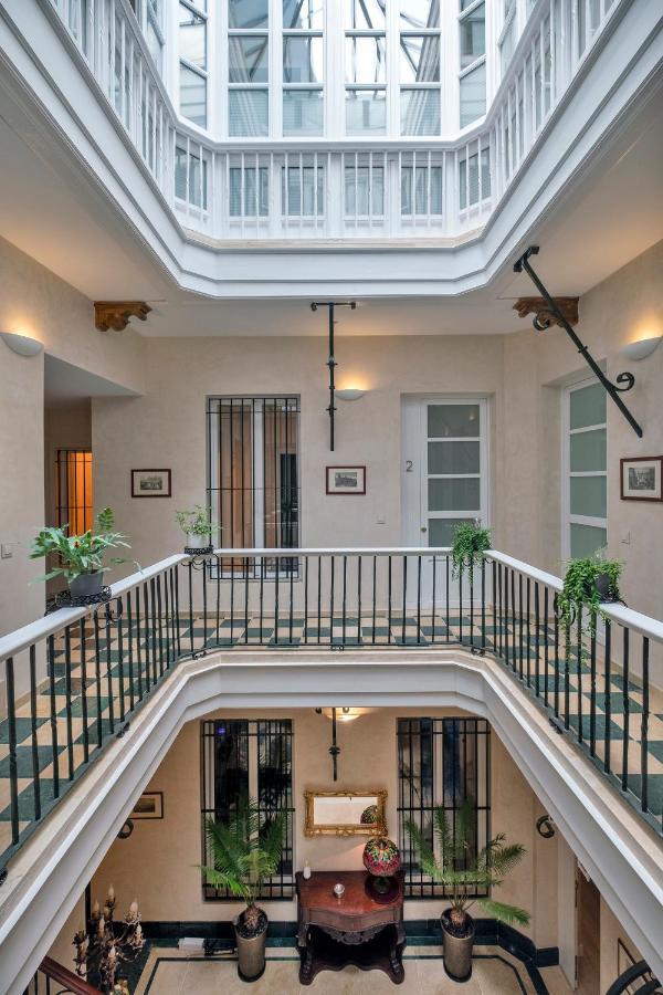 Gadir Suites Cádiz Exterior photo