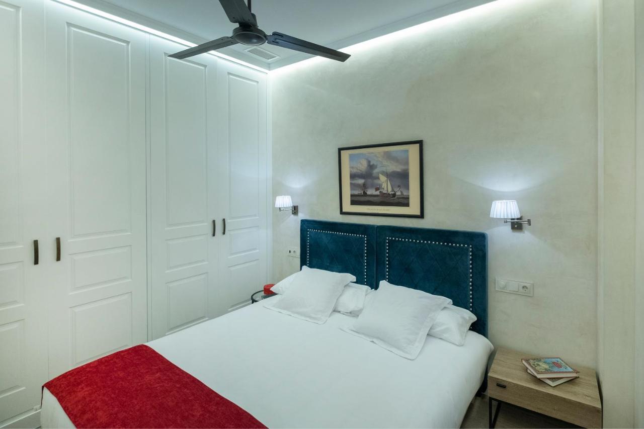 Gadir Suites Cádiz Exterior photo